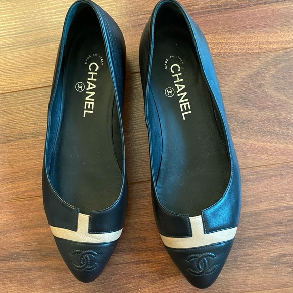 chanel classic flat